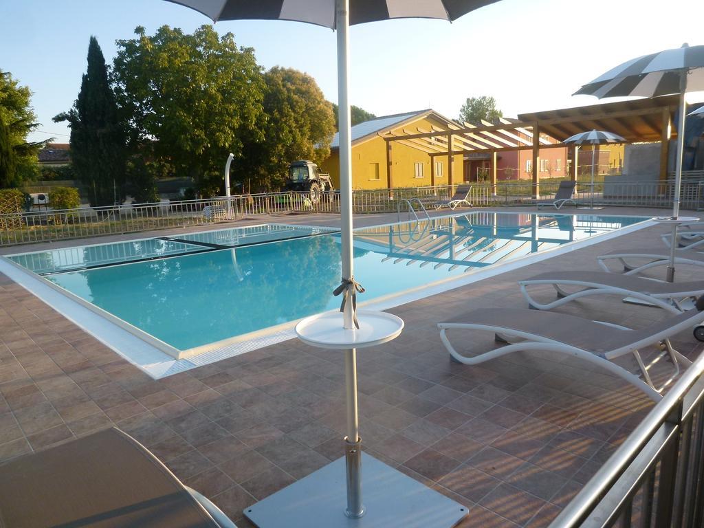 Relais Villa Giulia บัสตียาอุมบรา ภายนอก รูปภาพ