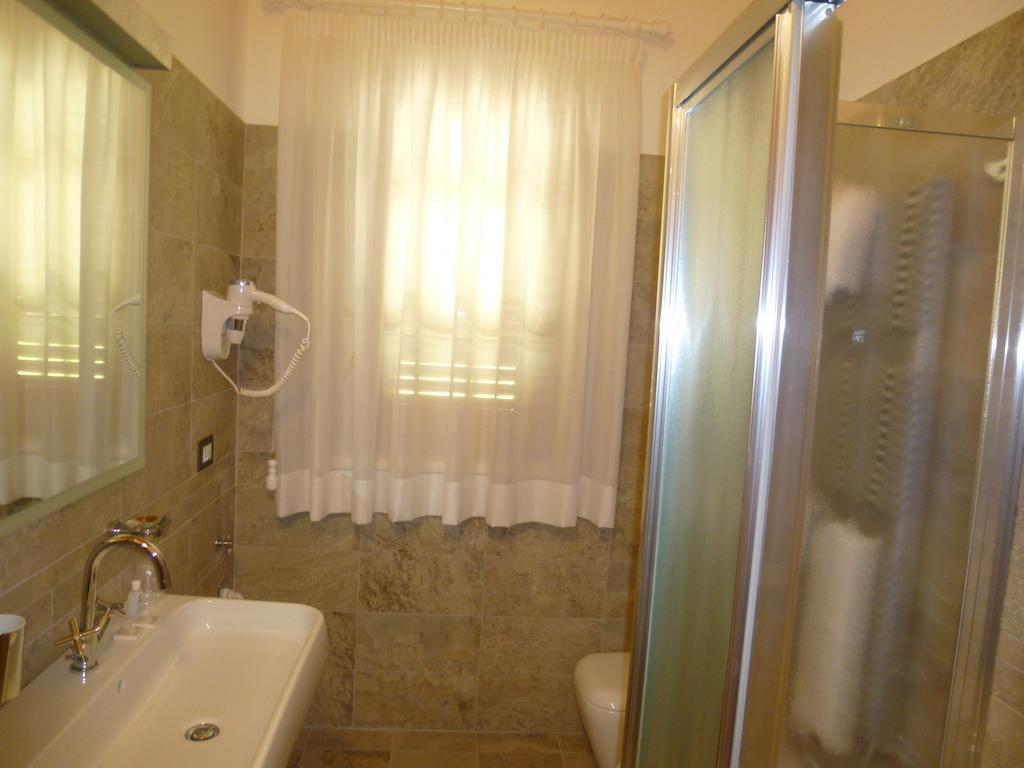 Relais Villa Giulia บัสตียาอุมบรา ภายนอก รูปภาพ