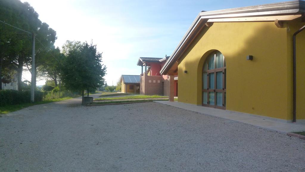 Relais Villa Giulia บัสตียาอุมบรา ภายนอก รูปภาพ